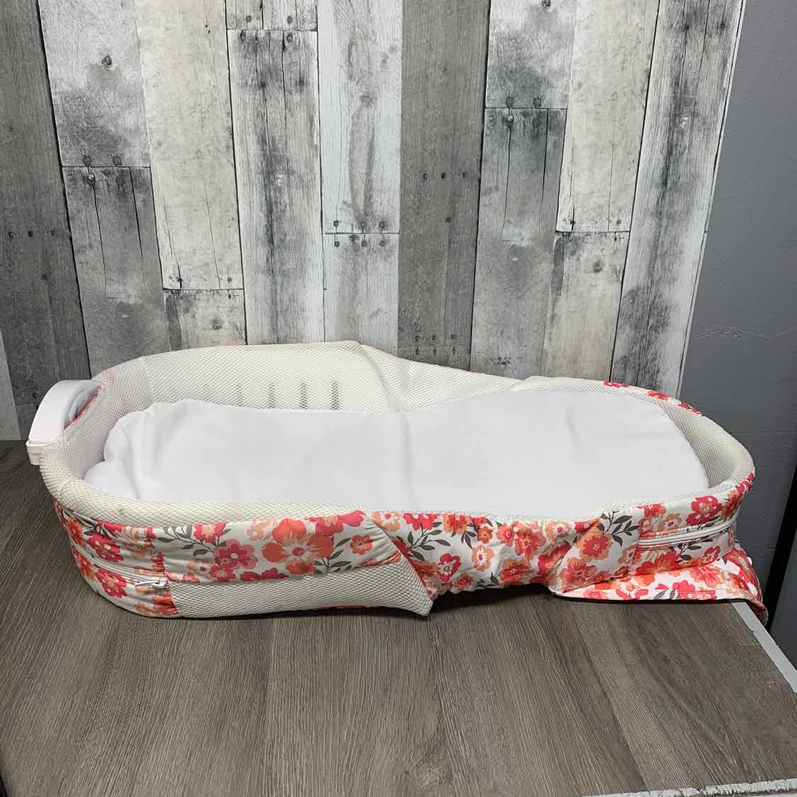 Baby Delight Pink Print Co-Sleeper