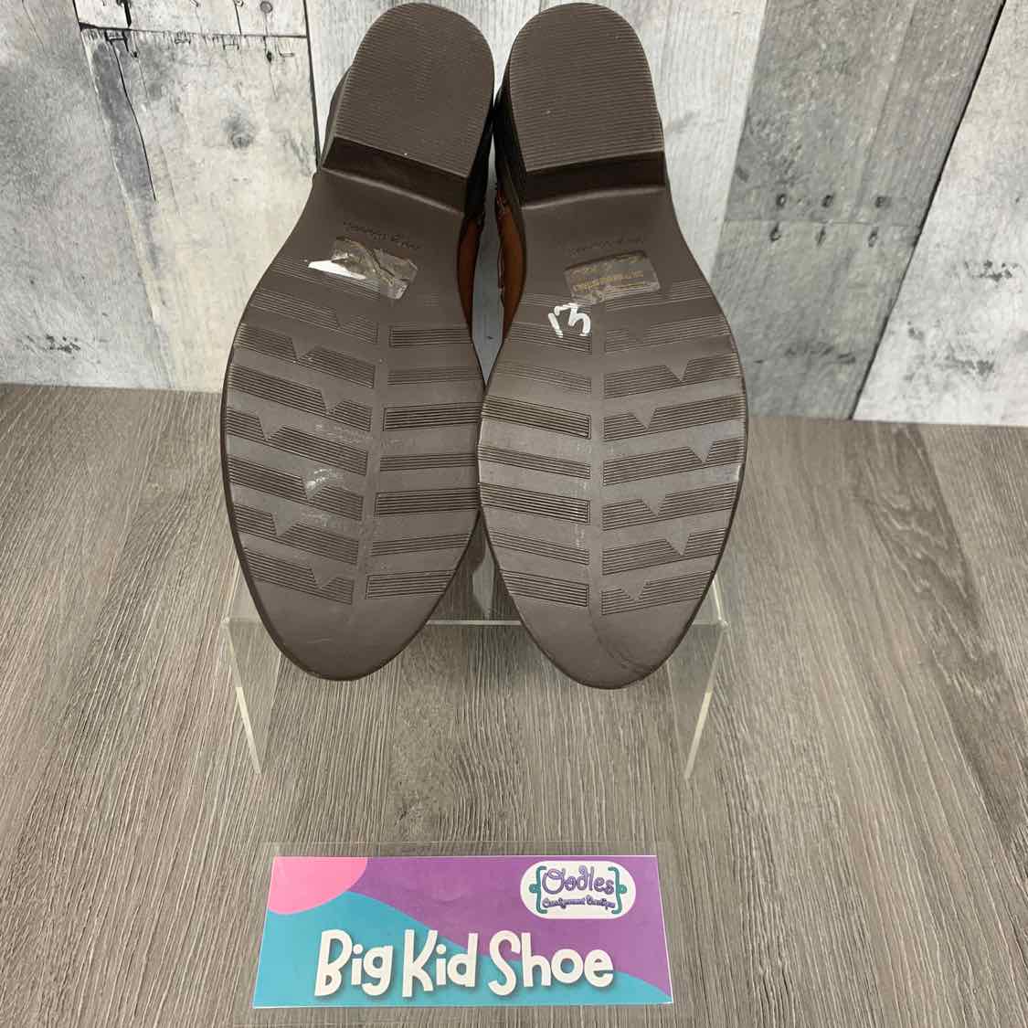 Size 6.5 Brown B Brand Boots