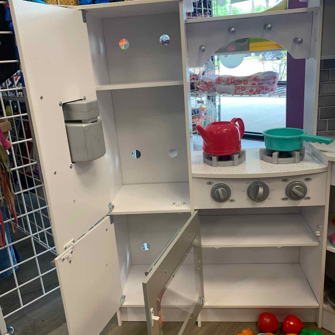 KidKraft White Kitchen Set