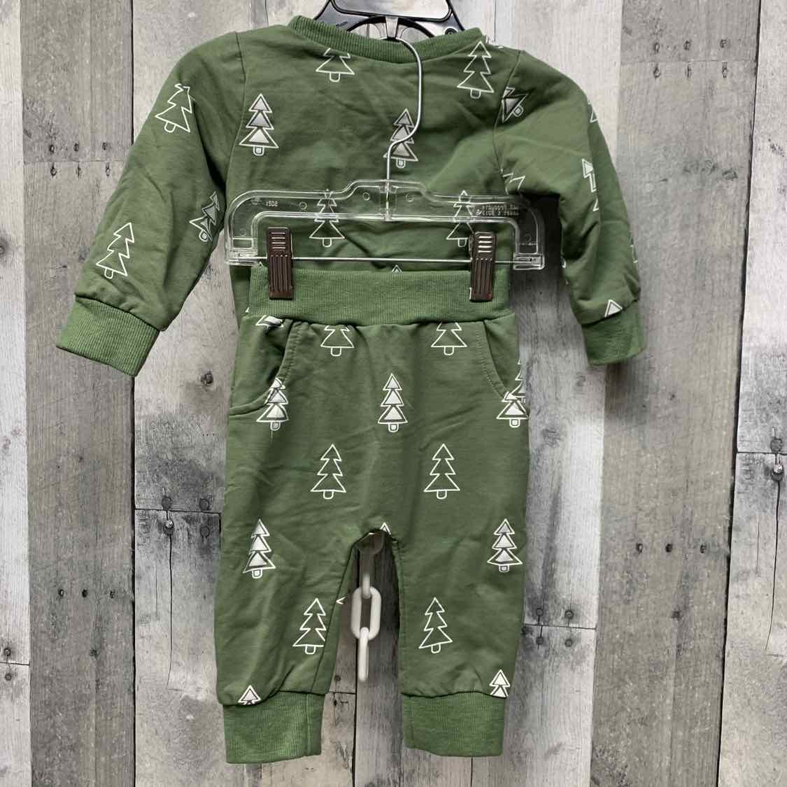 Size 3-6 Months Green Print Mid Brand Shirt/Pants