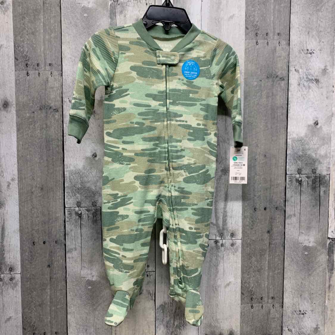 Size 6 Months Green Camo Carter's Footy PJs