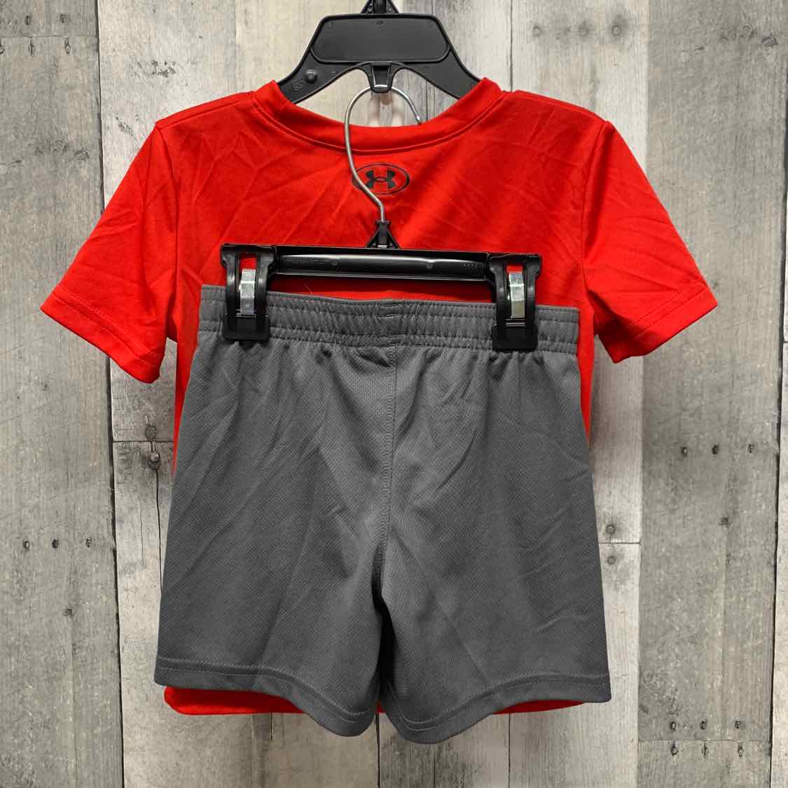 Size 3T Gray/Red Sport Brand Shirt/Shorts - OodlesCB