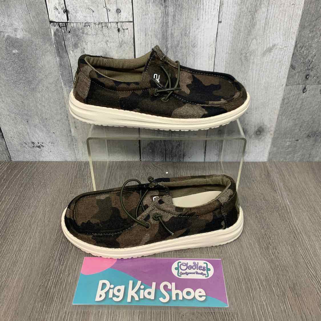 Size 13 Green Camo Hey Dude Loafers