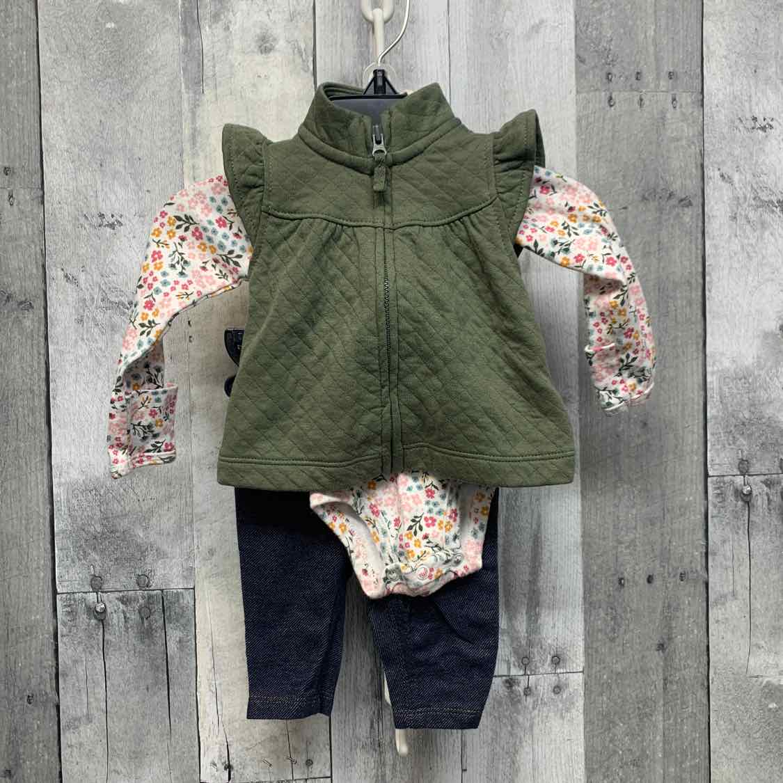 Size Newborn White Graphic Simple Joys Shirt/Pants