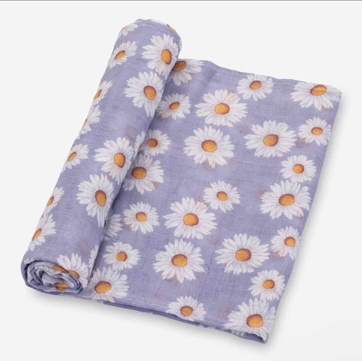 LollyBanks Beautiful Daisy Receiving Blanket
