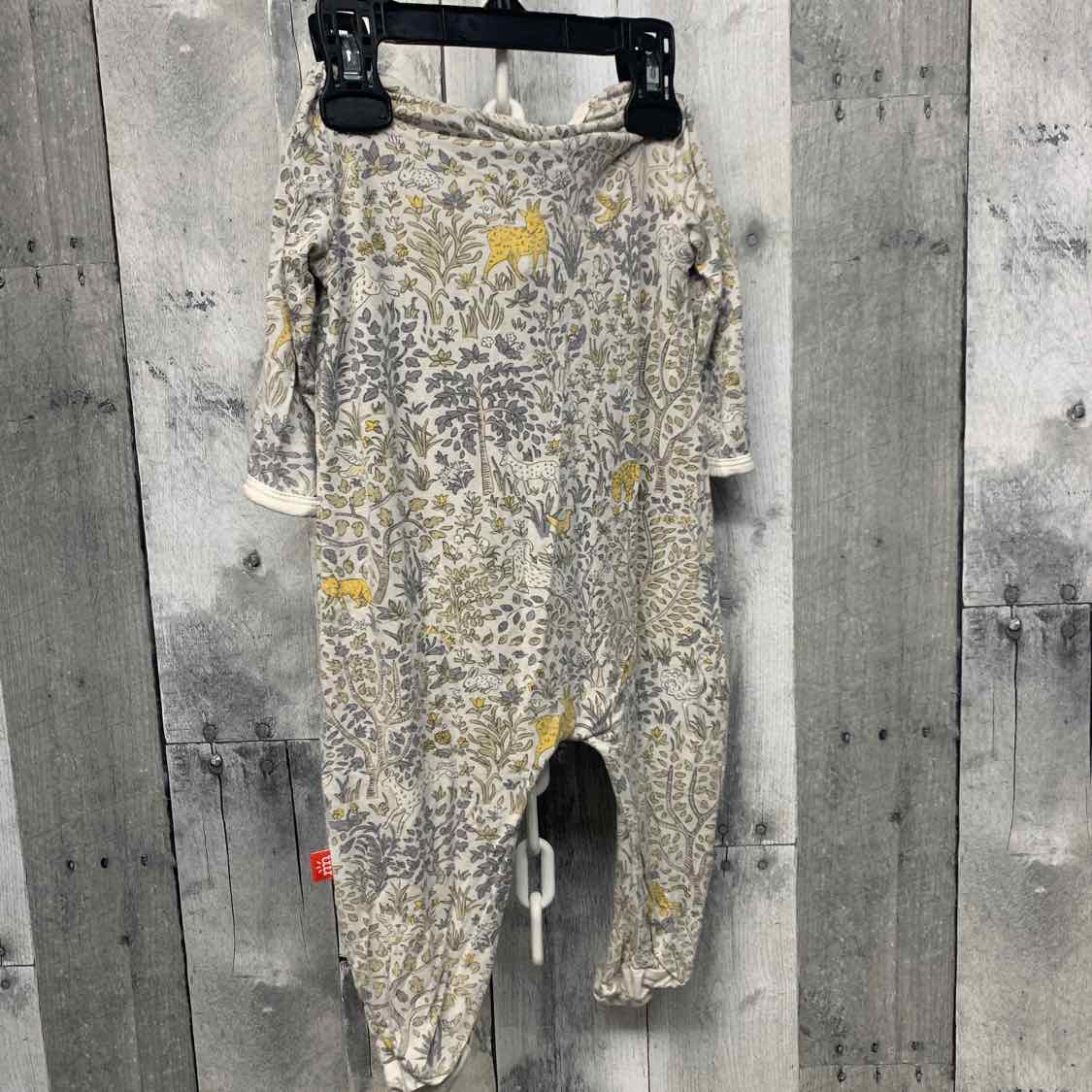 Size 3-6 Months Gray Print Bamboo Footy PJs