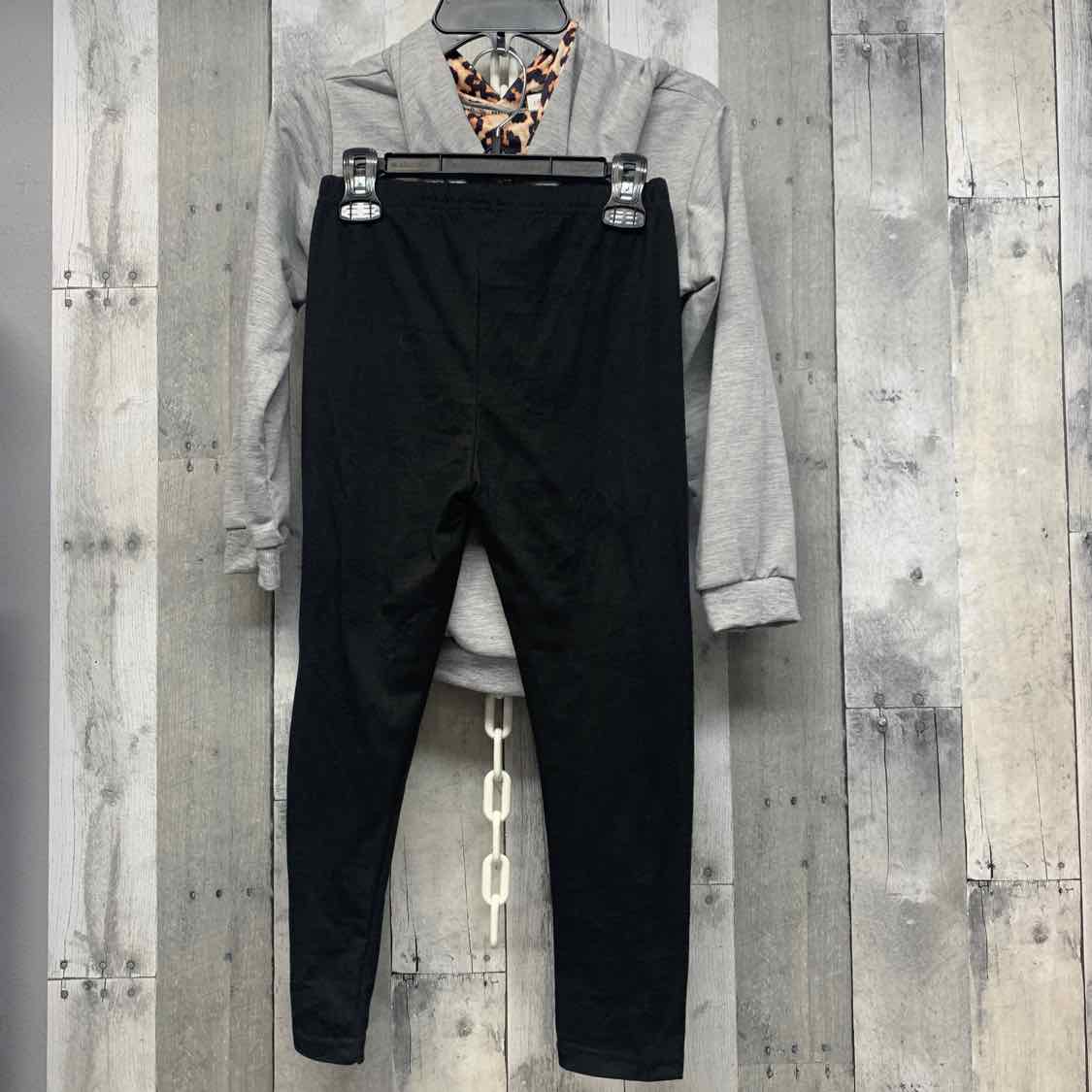 Size 7-8 Gray/Black Mid Brand Shirt/Leggings