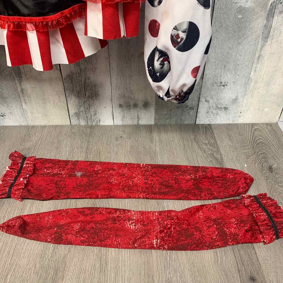 Spirit White/Red Size XLarge Halloween Costume - Big Kid