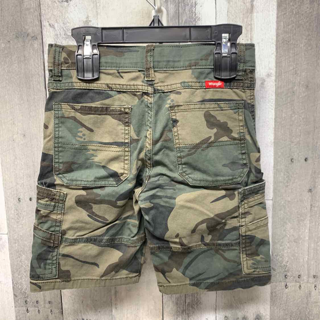 Size 8 Green Camo Wrangler Shorts