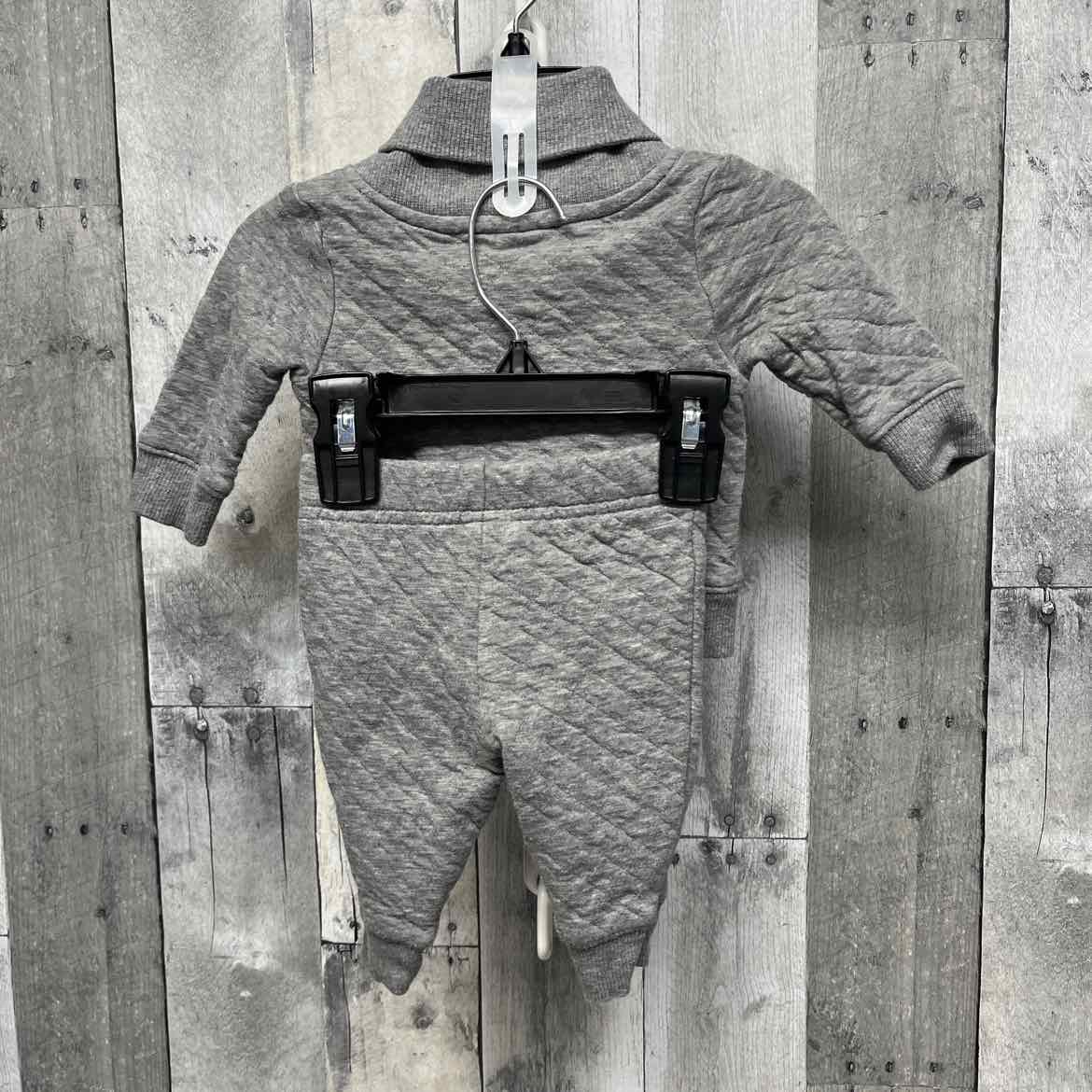 Size 3 Months Gray Carter's Jacket/Pants