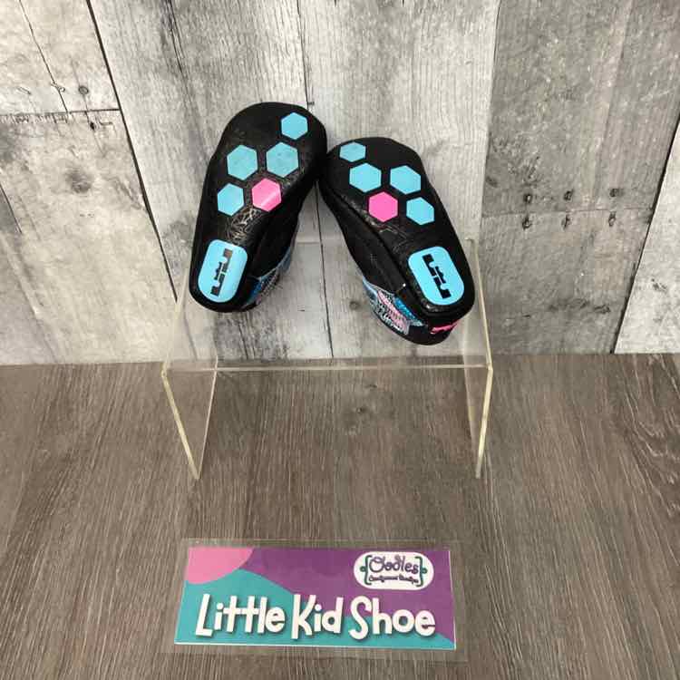 Size 3 Black/Pink Sport Brand Soft Sole Shoes