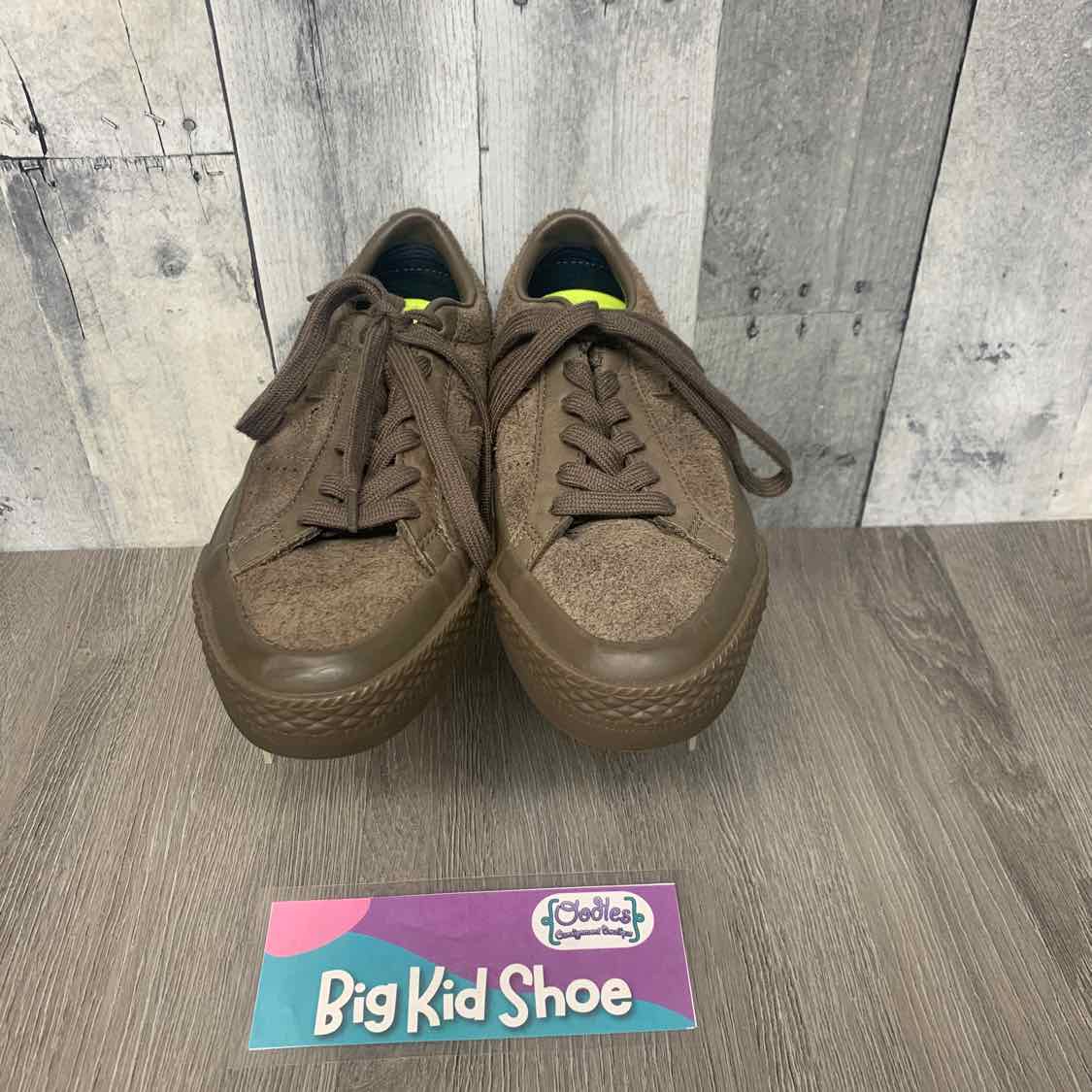 Size 4 Brown Converse Sneakers