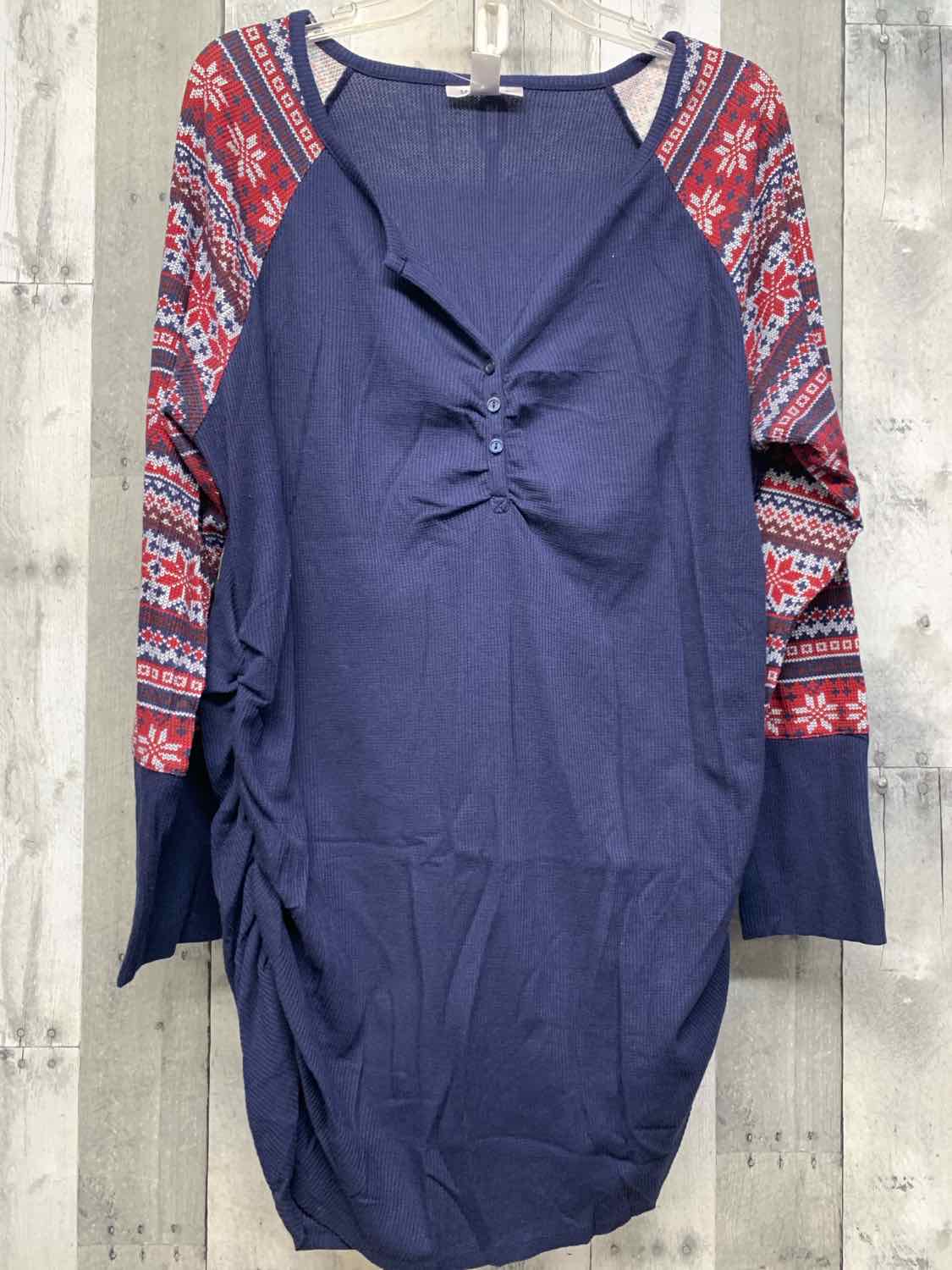 Size 2X Navy/Red Motherhood Long Sleeve Top