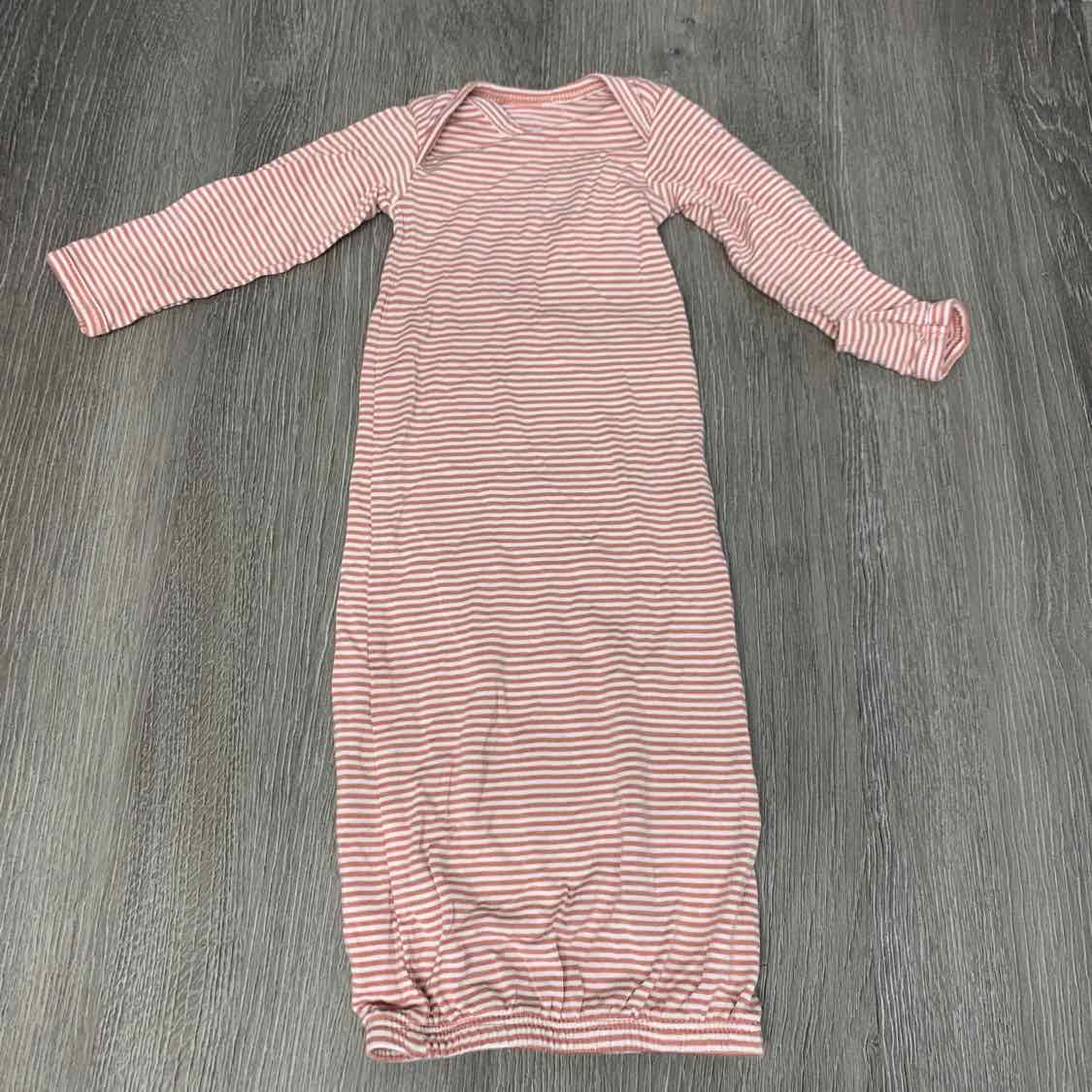 Size Preemie Pink/White Carter's Layette