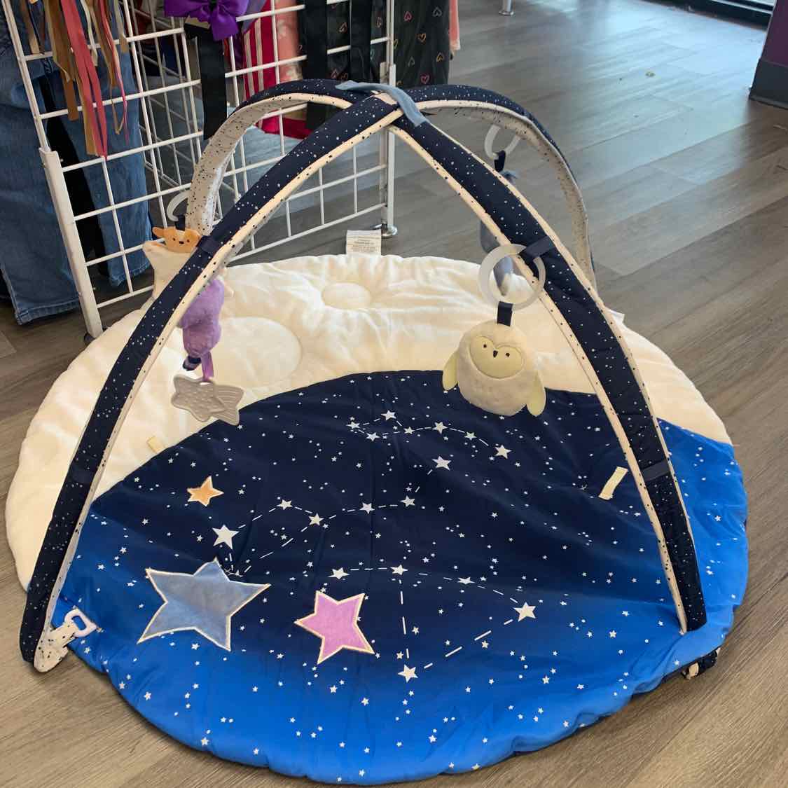 Skip Hop Ivory/Navy Floor Gym