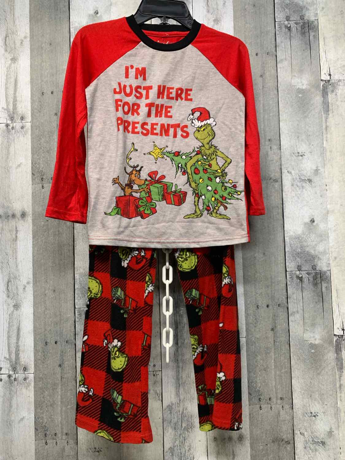 Size 6/7 Red/Green Holiday Brands 2pc PJs