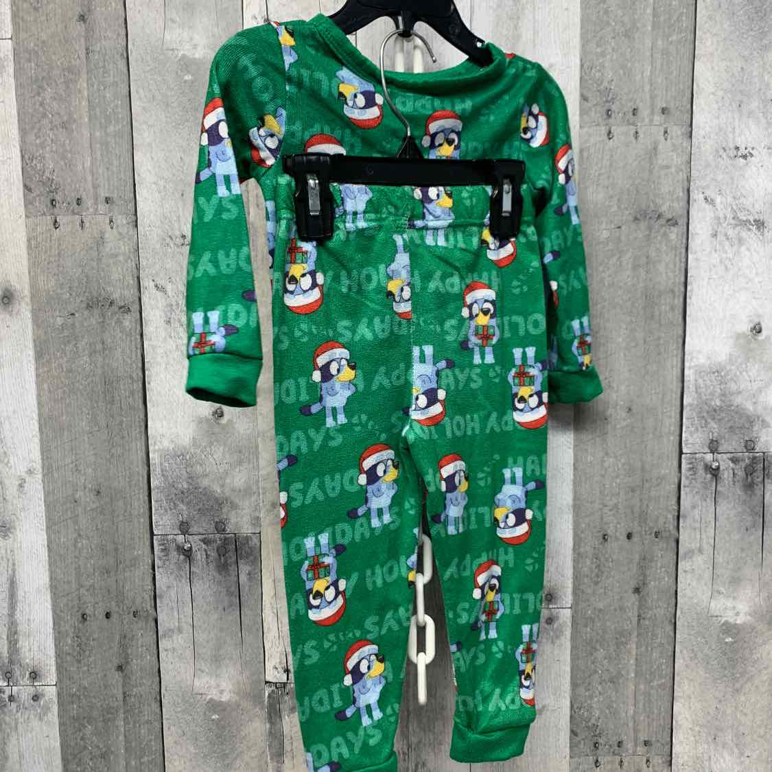 Size 3T Green Print Disney 2pc PJs