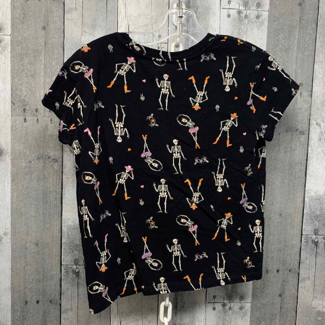 Size Medium Black Print Old Navy T Shirt
