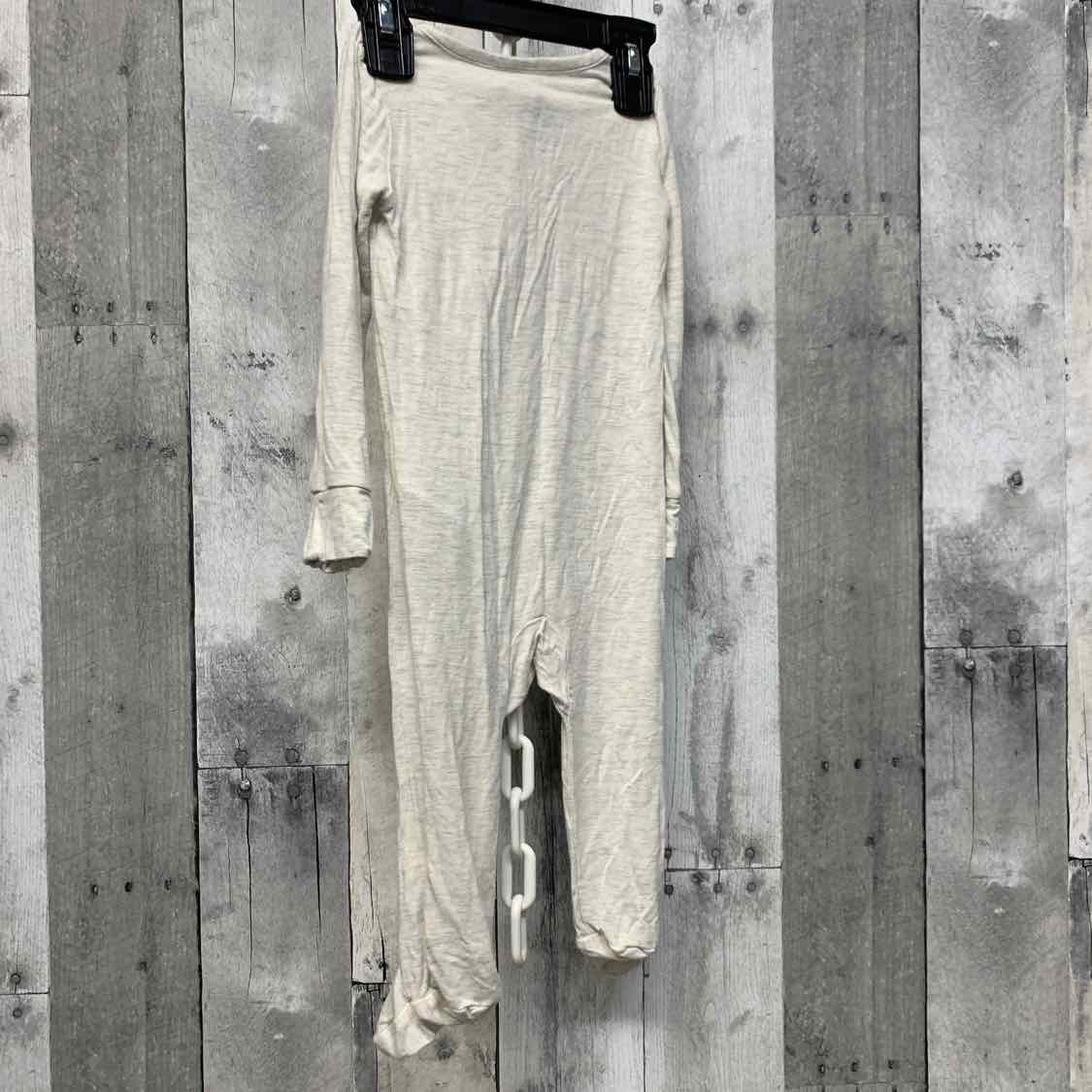 Size 9 Months Gray Carter's Footy PJs - OodlesCB