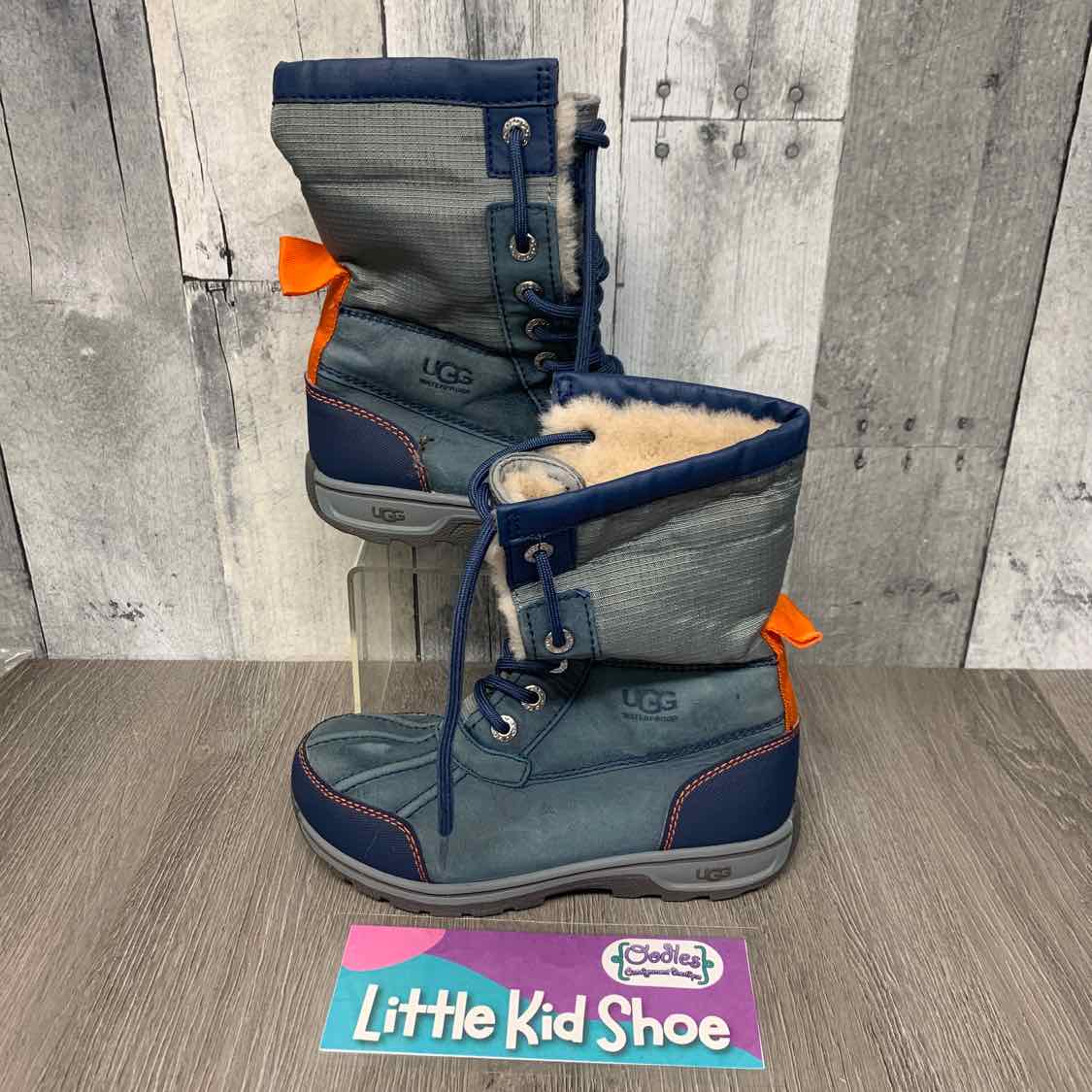 Size 13 Green/Navy UGG Snow Boots