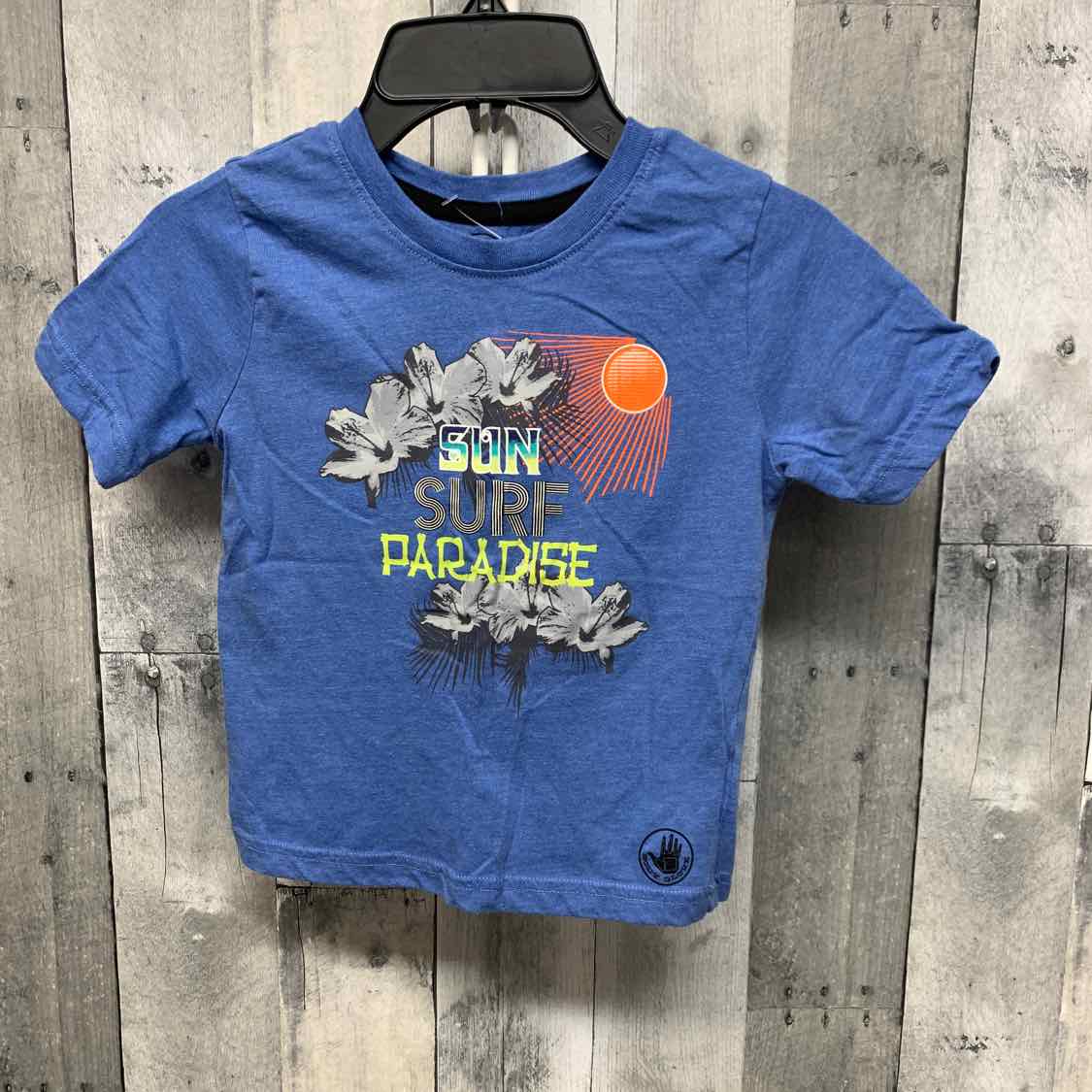 Size 4 Blue Graphic Body Glove T Shirt
