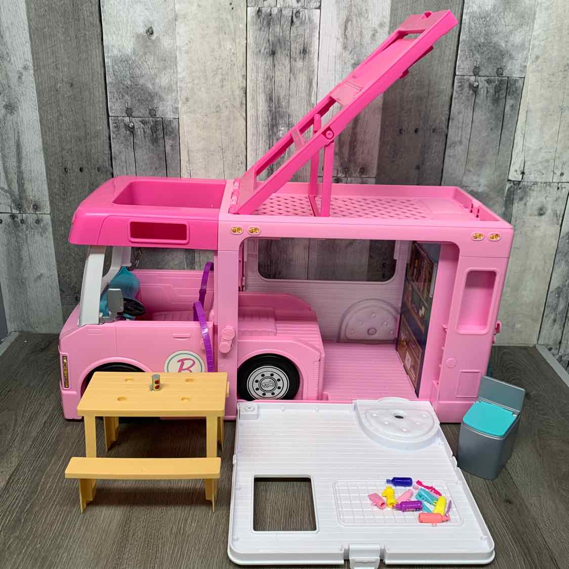 Barbie Pink Doll Playset