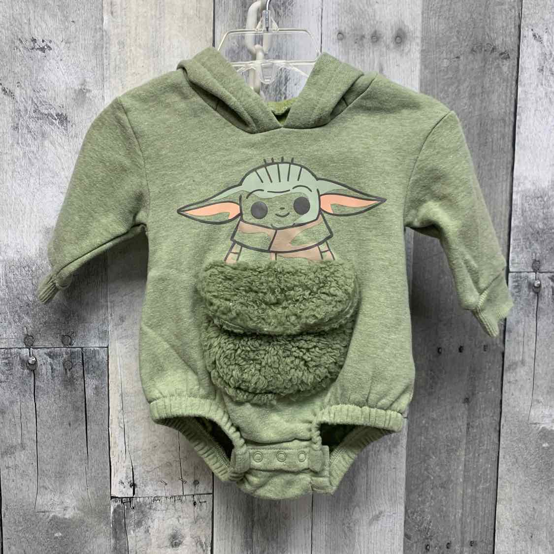 Size 0-3 Months Green Star Wars Romper