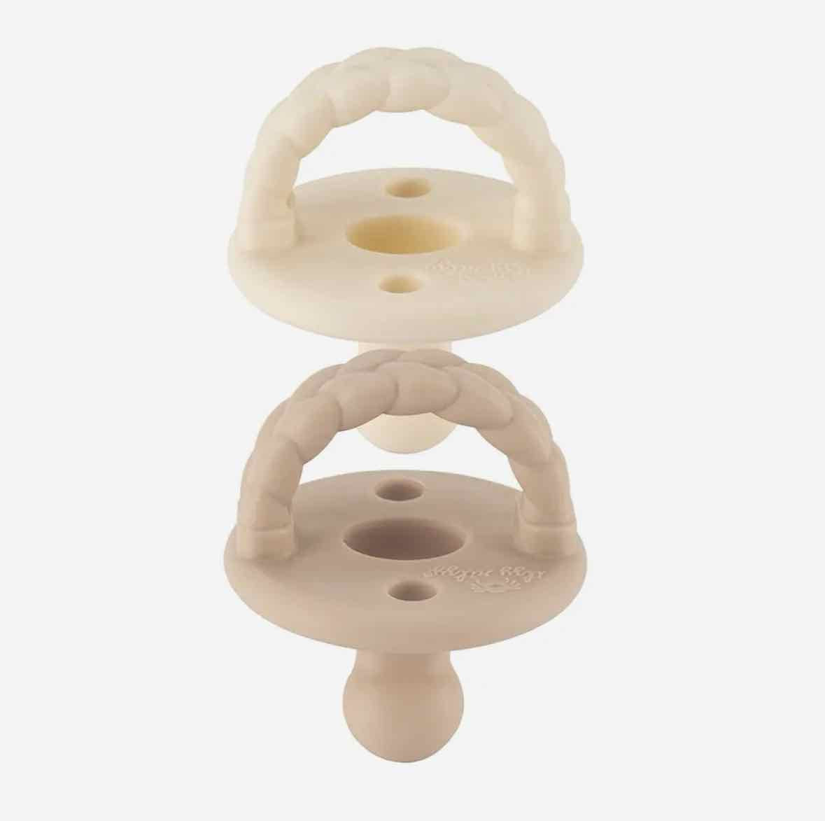 Itzy Ritzy Orthodontic Pacifier 6-18m - More Options - OodlesCB