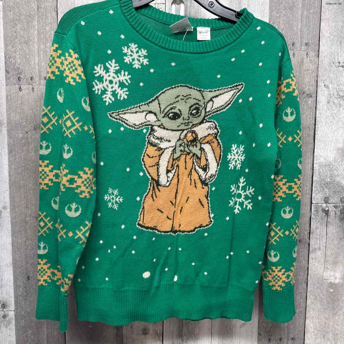 Size Medium Green Print Star Wars Sweater