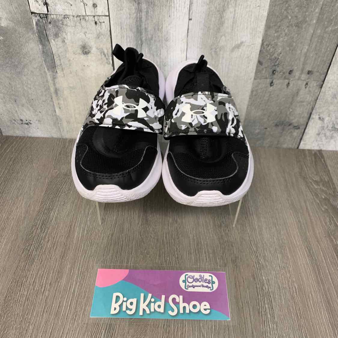 Size 3 Black/White Sport Brand Sneakers