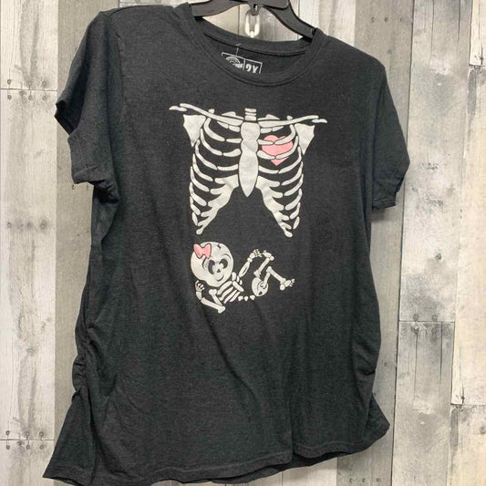 Size 2X Black/White B Brand T Shirt
