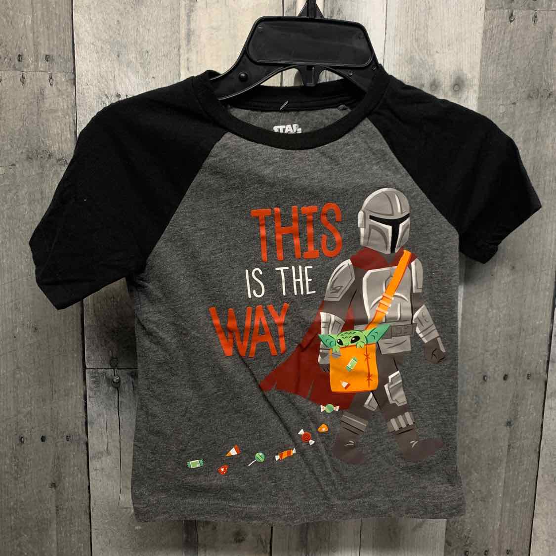 Size 4/5 Gray/Orange Star Wars T Shirt