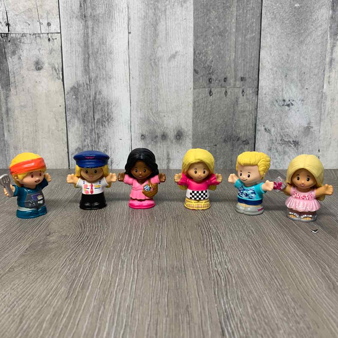 Fisher Price Pink/White Little People Set