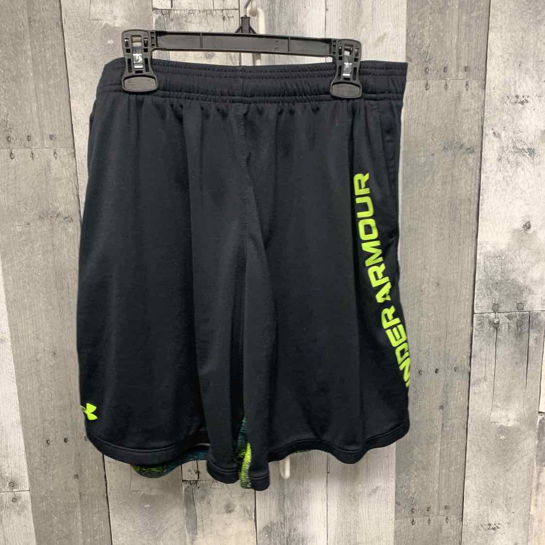 Size XLarge Black/Green Sport Brand Shorts - Athletic