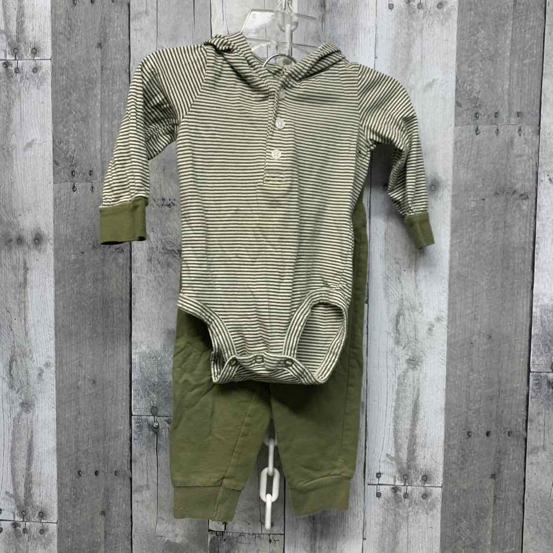 Size 12 Months Green/White Carter's Shirt/Pants