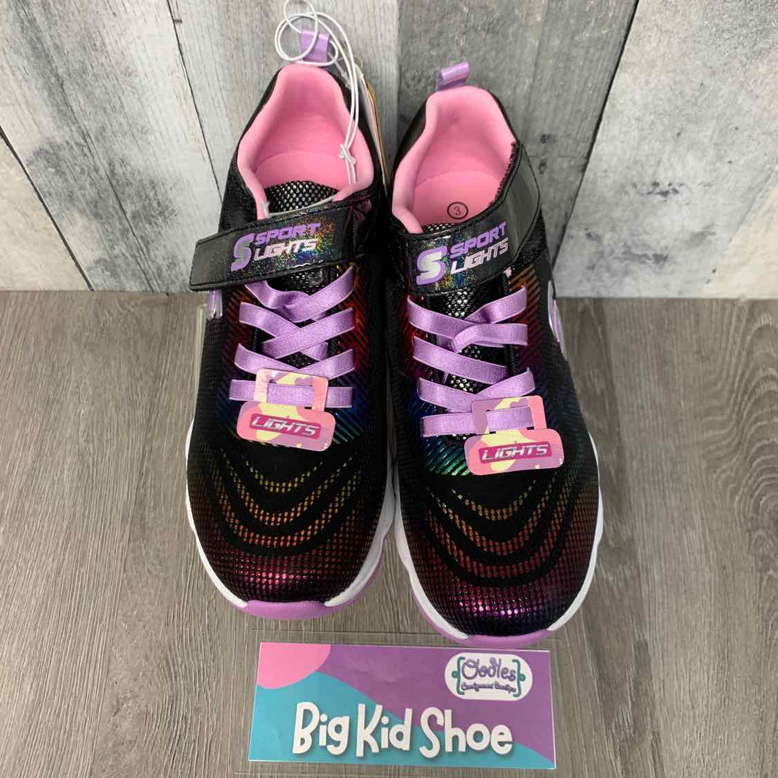 Size 3 Black/Pink Skechers Sneakers