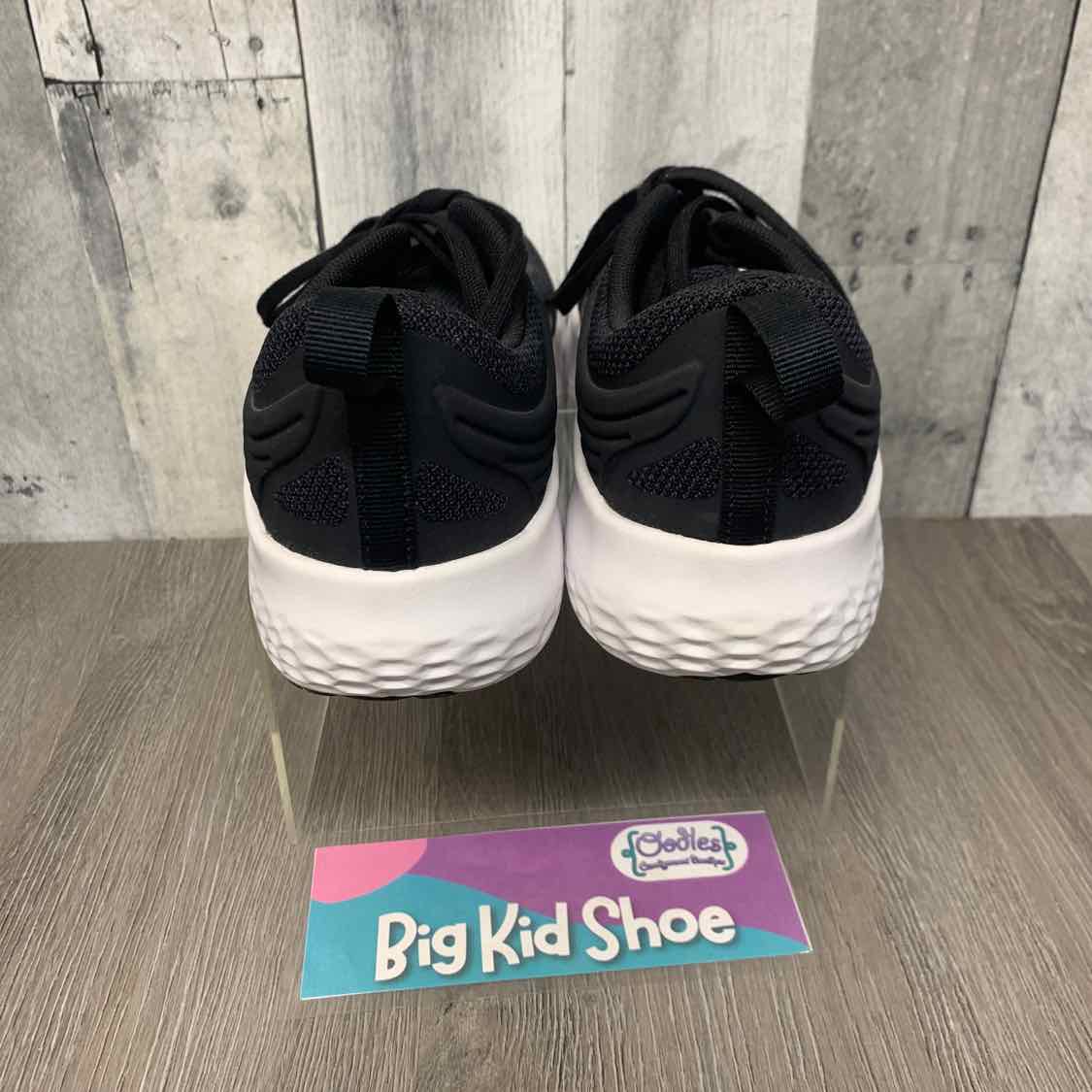 Size 9 Black/White Sport Brand Sneakers