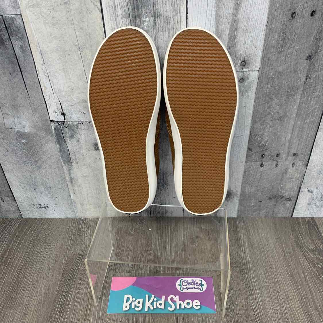 Size 4 Brown Sperry Sneakers
