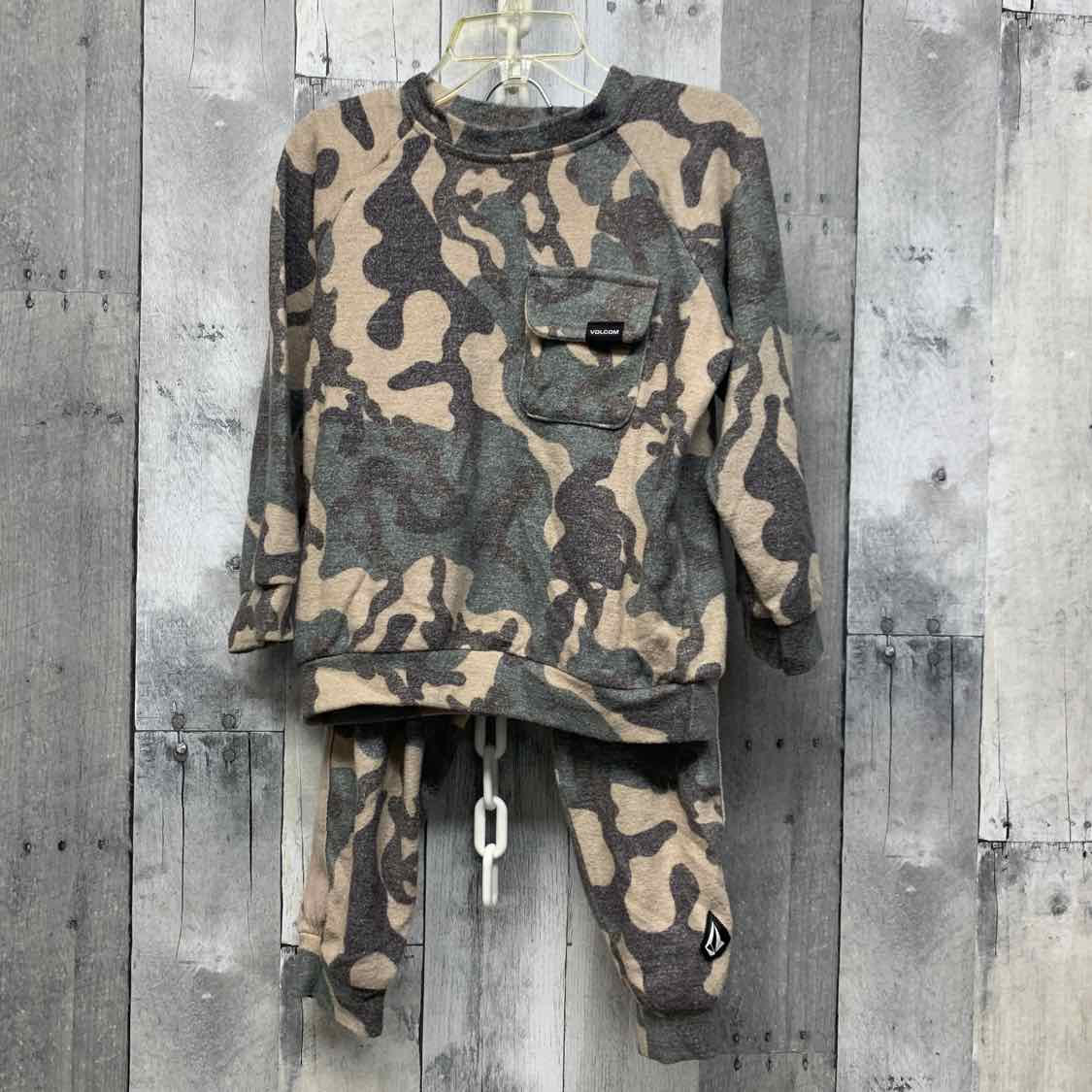 Size 3T Green/Brown Volcom Shirt/Pants