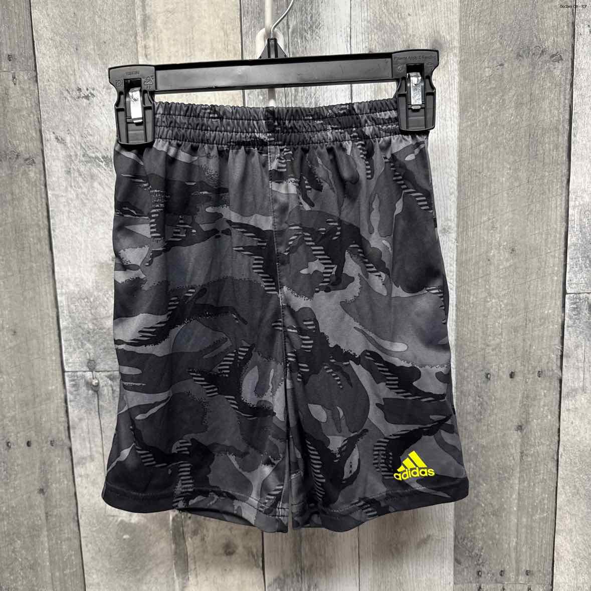 Size 6 Gray Camo Sport Brand Shorts - Athletic
