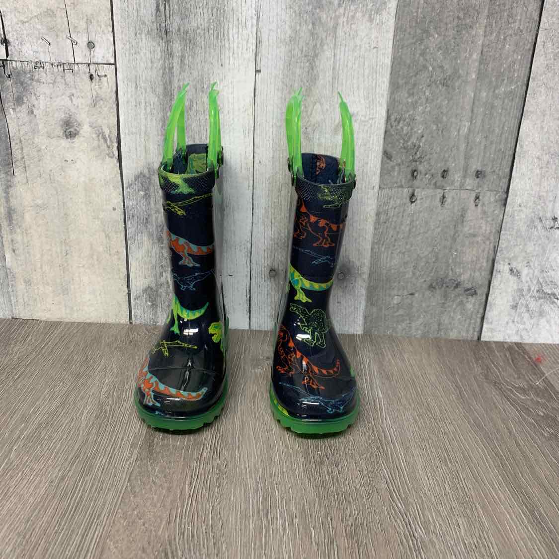 Size 5 Navy/Green B Brand Boots