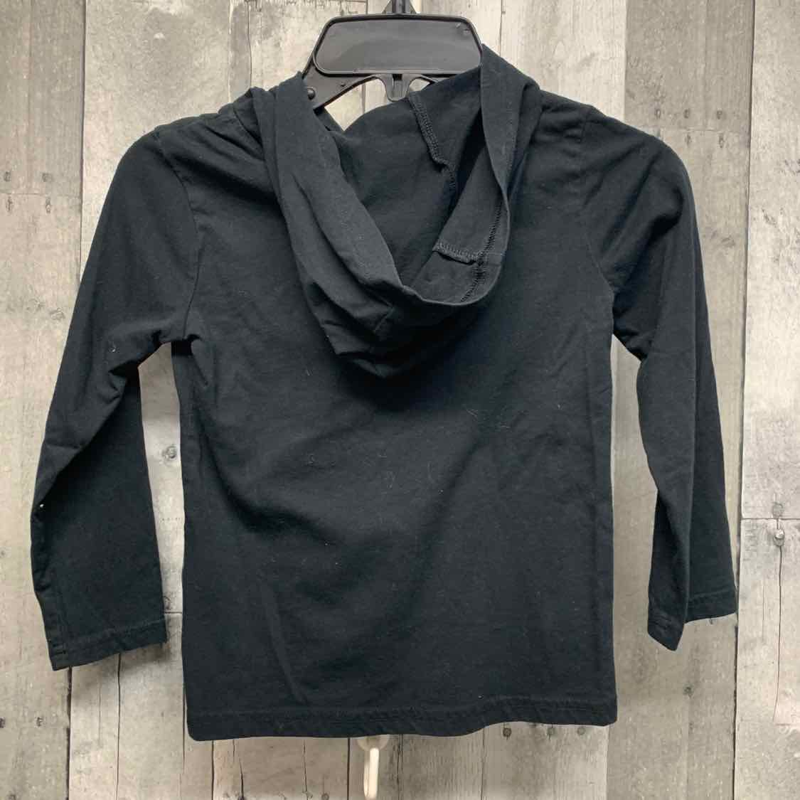 Size 5T Black Graphic Carter's Long Sleeve Shirt