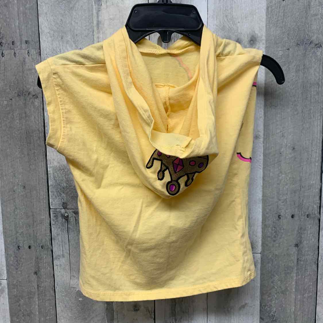 Size 6/6X Yellow Graphic LOL Surprise T Shirt