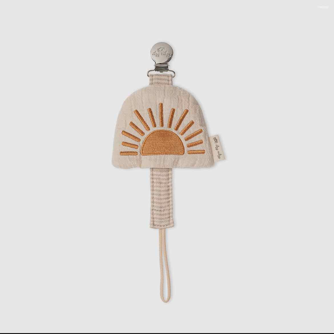 Itzy Ritzy Soothe & Store Pacifier Clip - OodlesCB